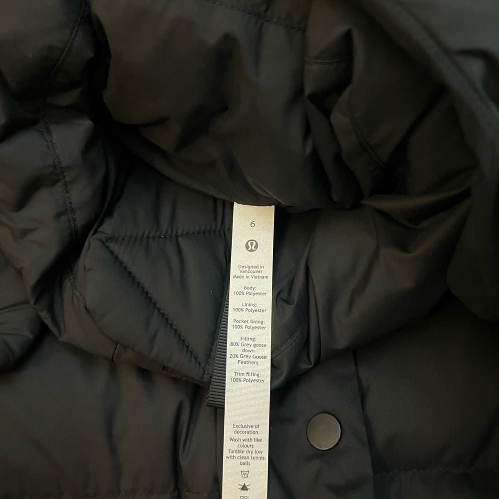 NWT Lululemon Black Wunder Puff Cropped Vest - Picture 6 of 6